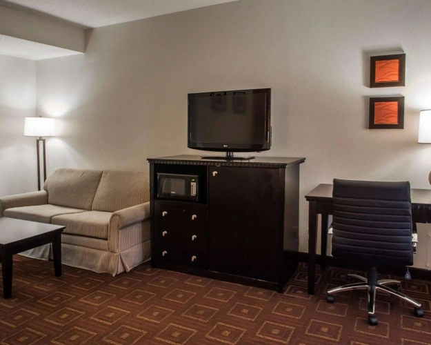 Quadruple Suite