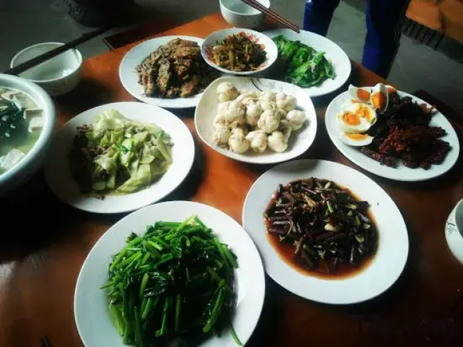 Jiaoxicun Inn(腾冲碧藏楼客栈)