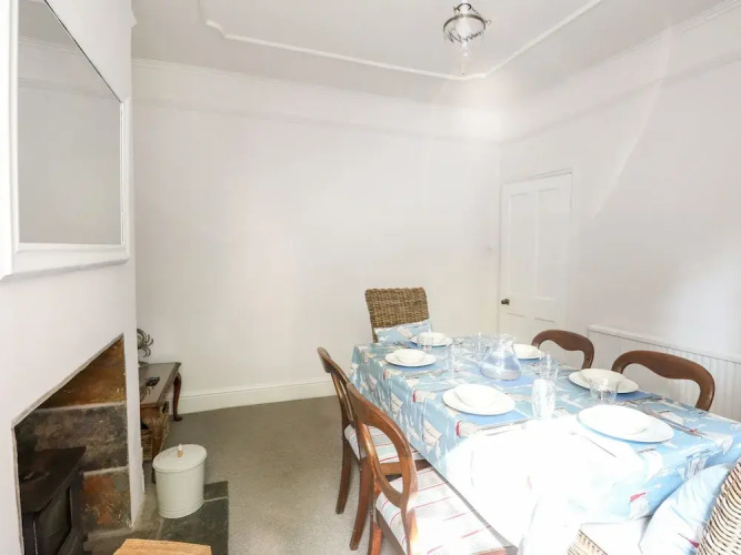 Elm Villa