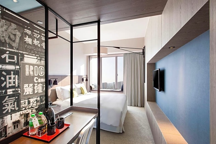 Standard Twin room with view
