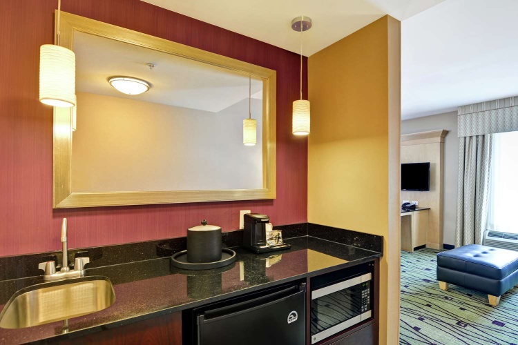 Hampton Inn & Suites Raleigh/Crabtree Valley photo 41