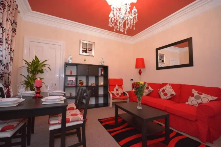 2 Bedrooms Luxury Apartment