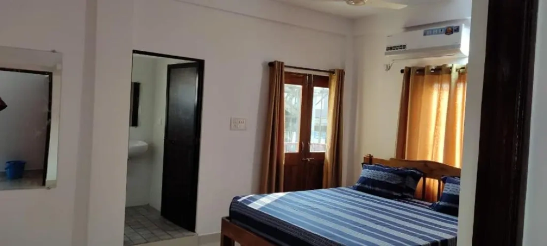 3 Bedrooms Cottage