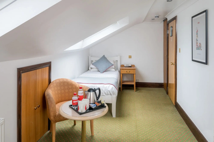Abbey Hotel Shepherd’s Bush