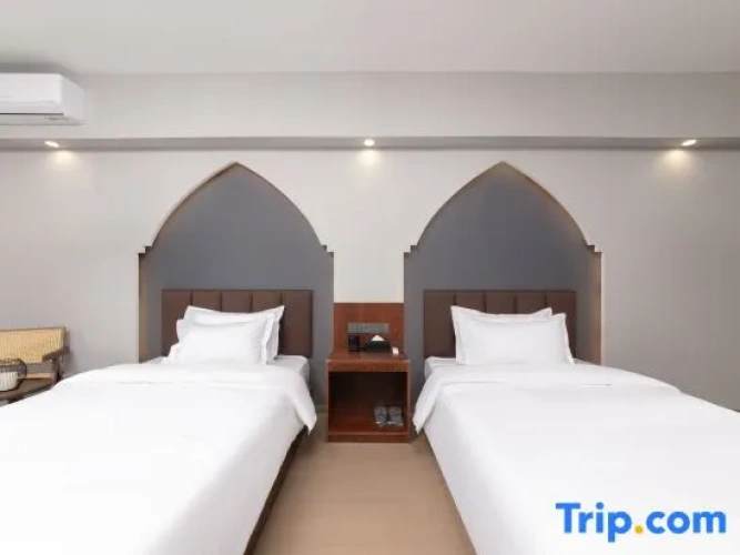 Standard Double room with view