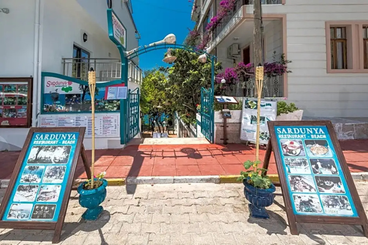Sardunya Hotel