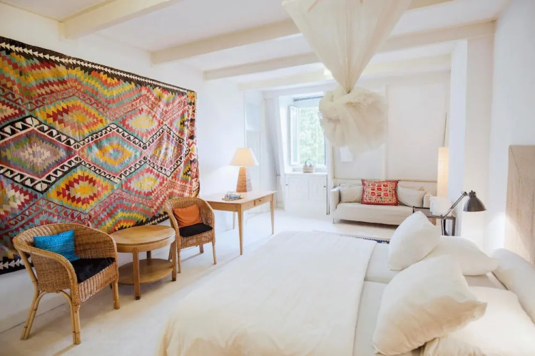 B&B Luxurious Bella
