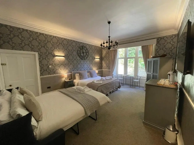 Standard Family room