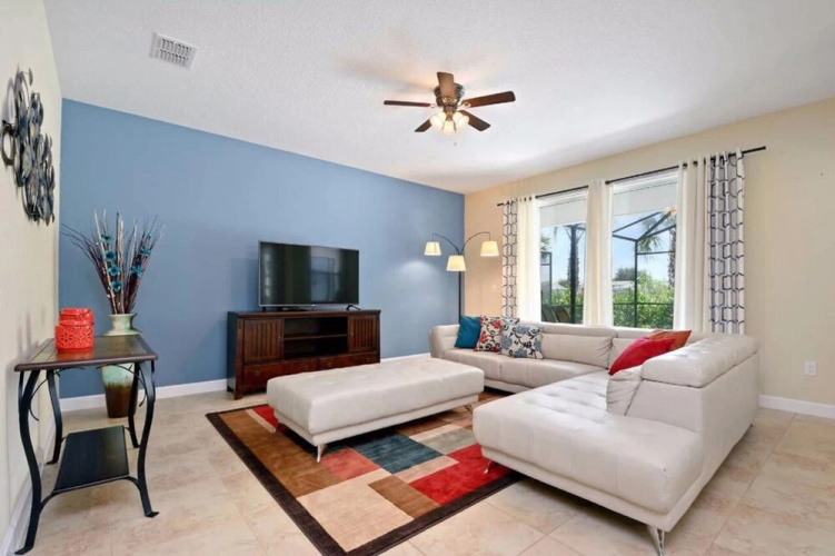 Paradise Palms 18007