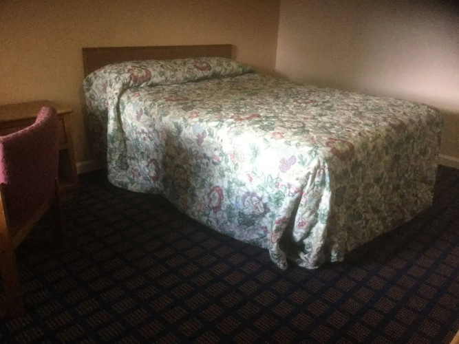 Budget Inn Express