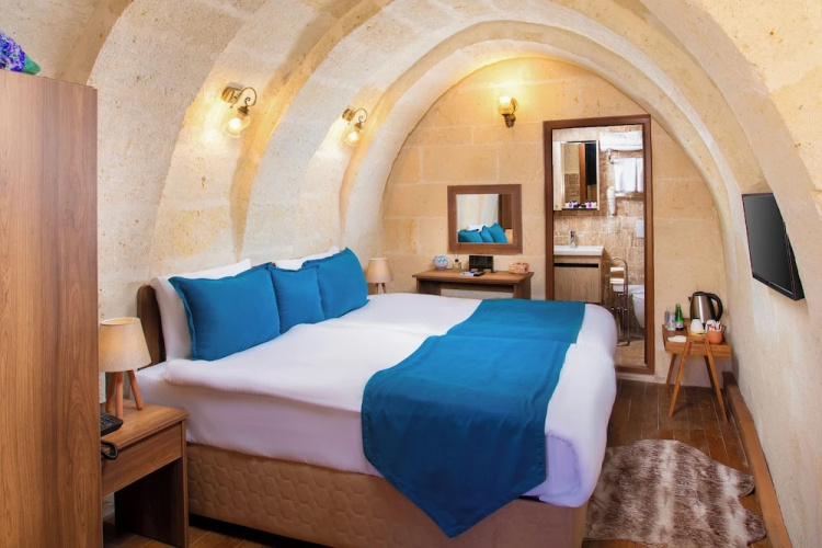 Peri Cave Konak