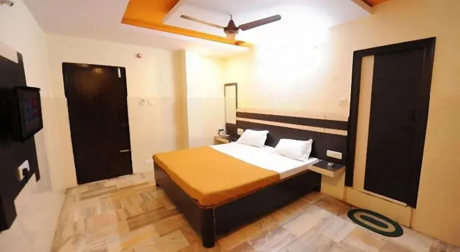 MR Hotels