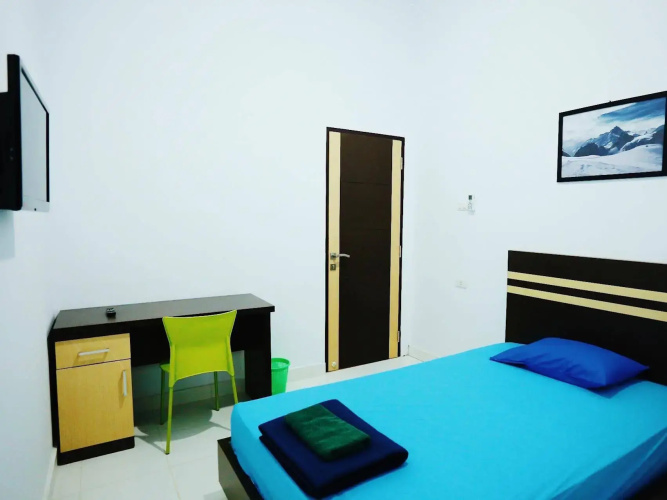 24 Hour Guest House