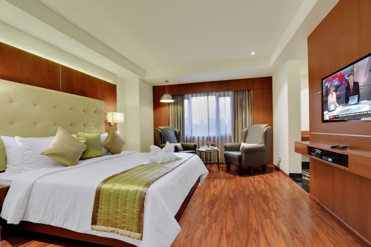 Luxury Suite