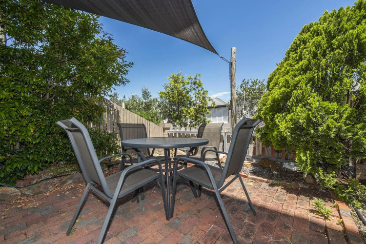 Studio 3 - ground floor Fremantle apartment