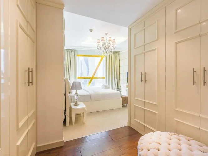 Deluxe Apartment