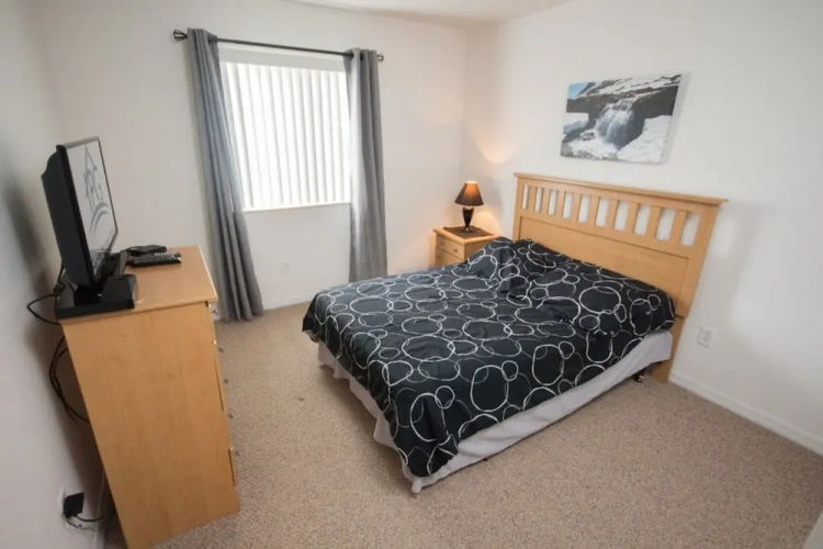 4 Bedrooms Standard room