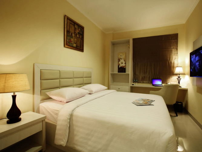 Nite and Day Jakarta Roxy