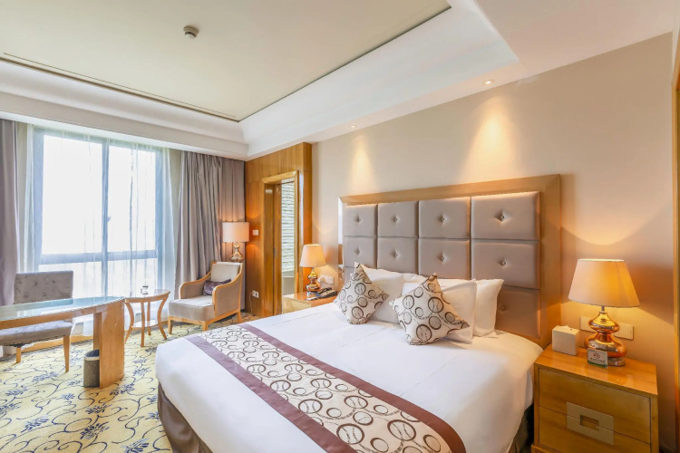 New Century Grand Hotel Xinxiang