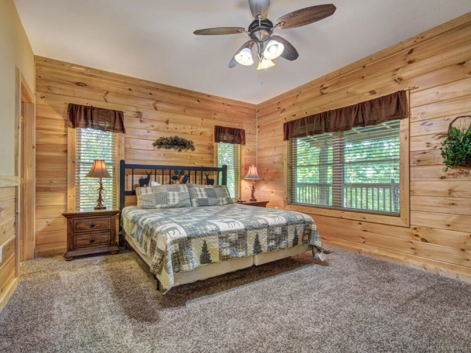 Hickory Hollow Lodge