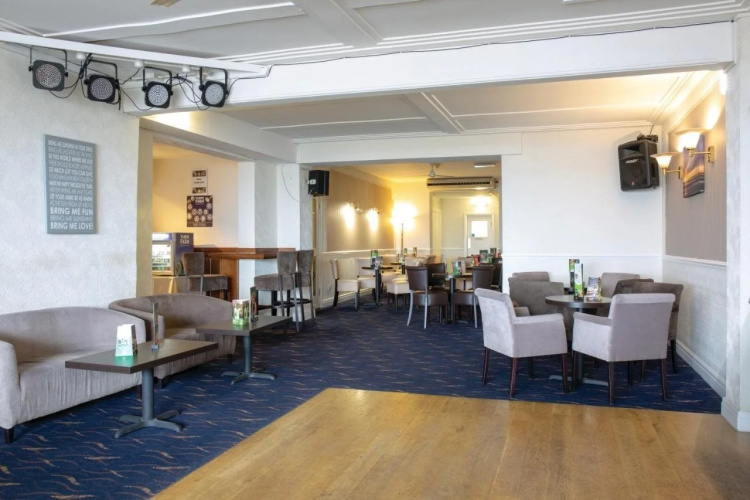 Strathmore Hotel