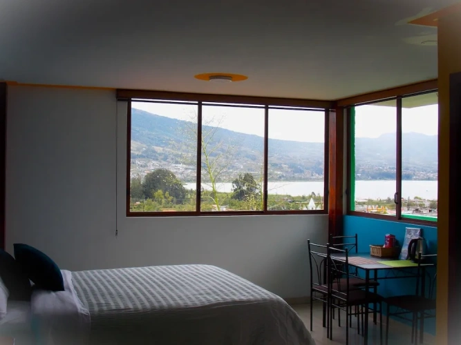 Superior Quadruple room with lake view