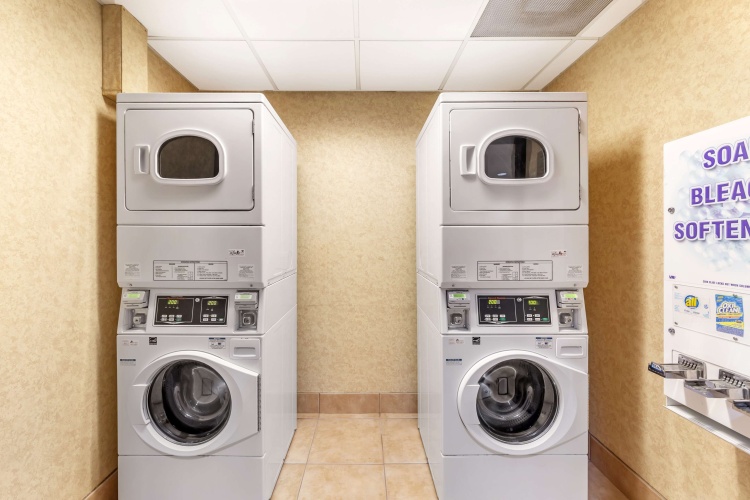 Best Western Plus Kendall Hotel & Suites photo 27