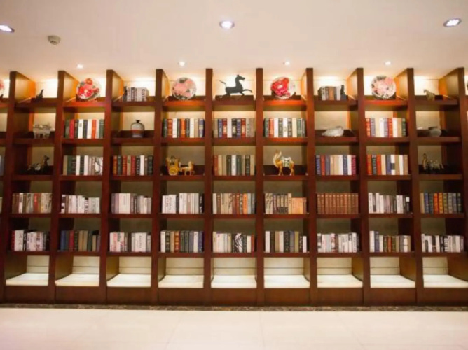 Dinis Hotel (Luoyang Kaiyuan)