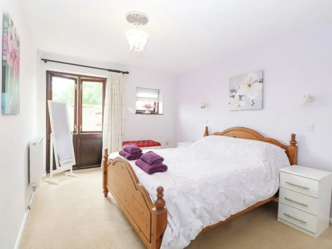 Lowbrook Cottage