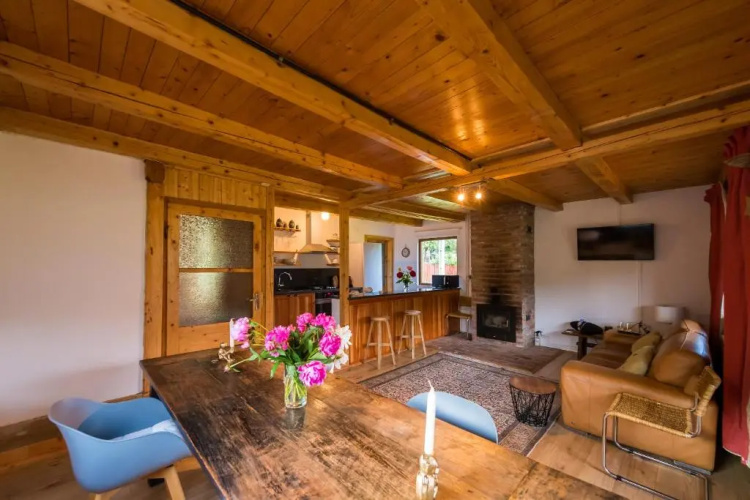 Chalet M