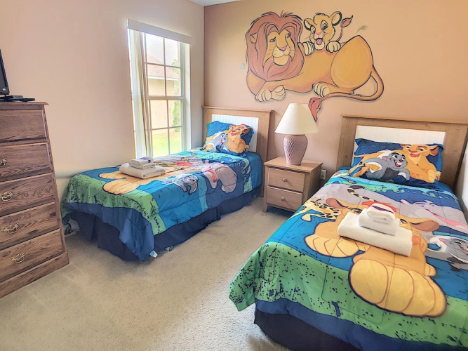 Rolling Hills Four-bedroom