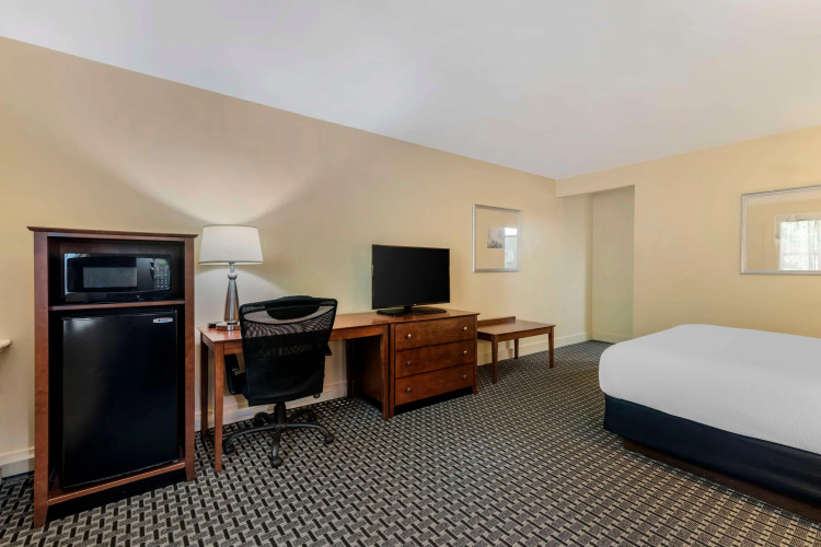 Best Western Plus Brunswick Bath