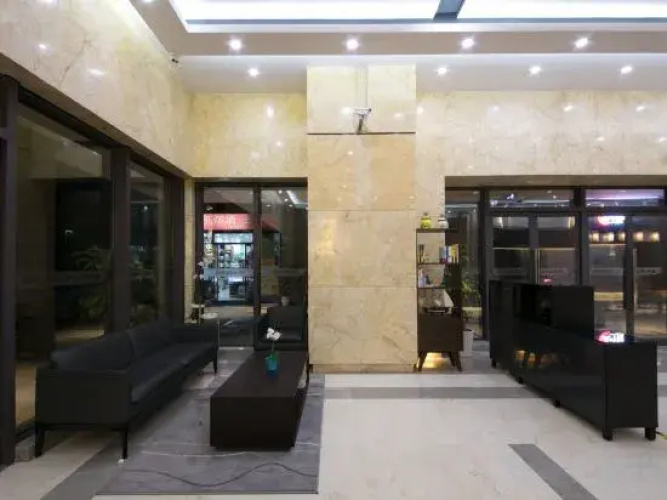 Chongqing Langqin Light Luxury Boutique Hotel
