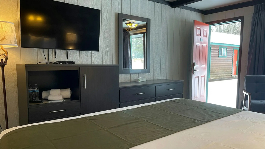 Adirondack Lodge Old Forge