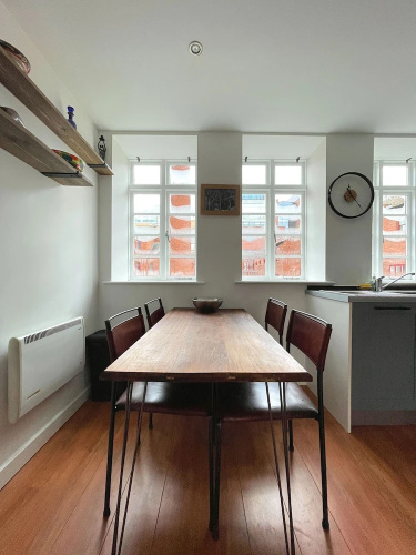 Modern Urban Sheffield Hideaway