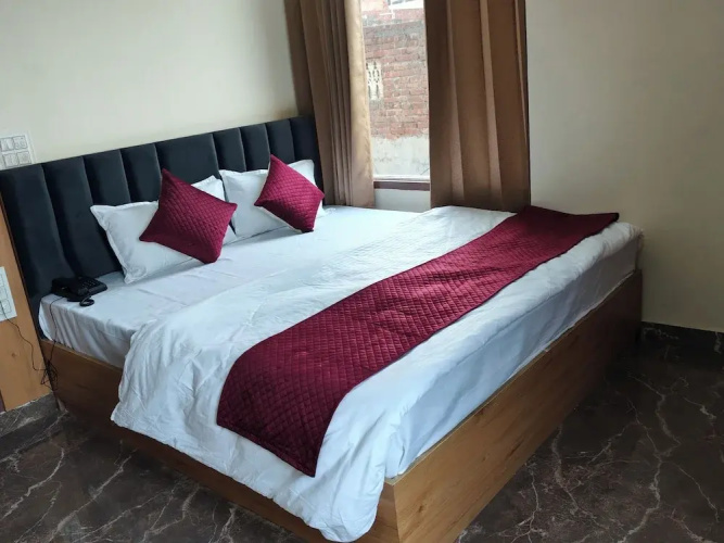 Hotel RB Inn