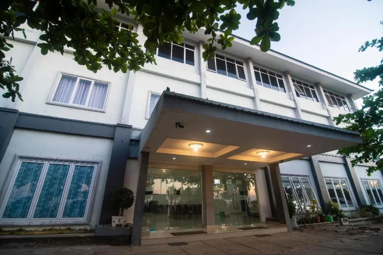 OYO 1401 Hotel Maya