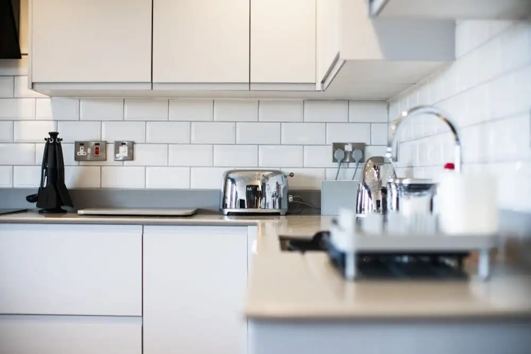3 Bedrooms Apartment