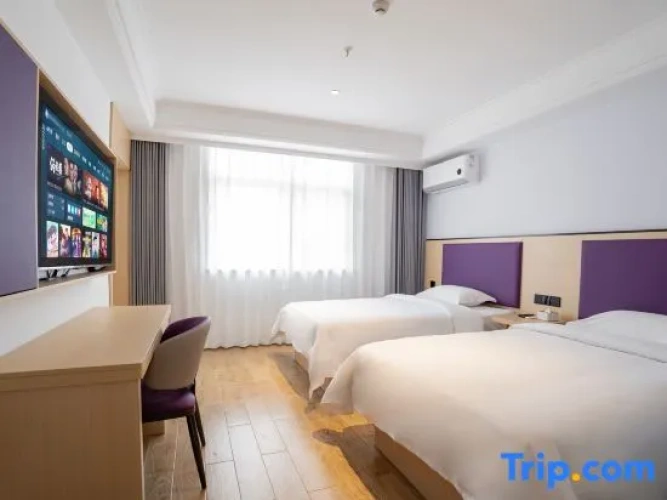 1 Bedroom Deluxe Suite