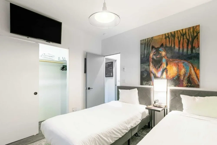 Guest rooms