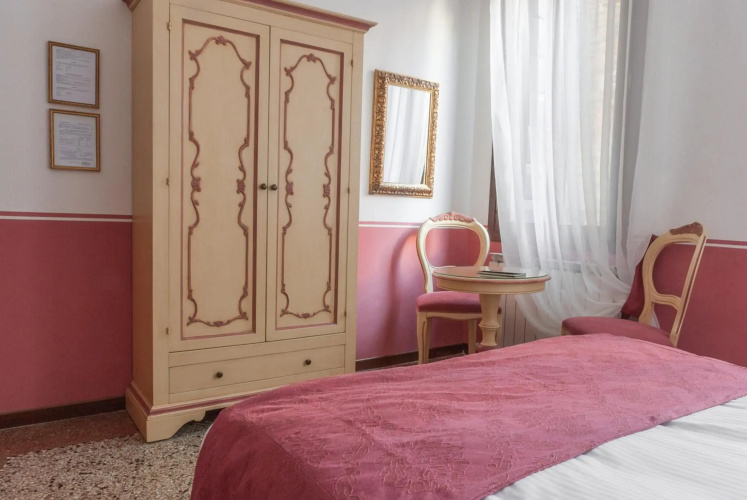 Ca' San Trovaso - 6 Rooms