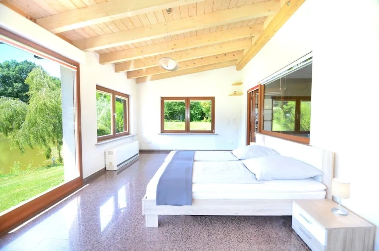 2 Bedrooms Grand Apartment with garden view