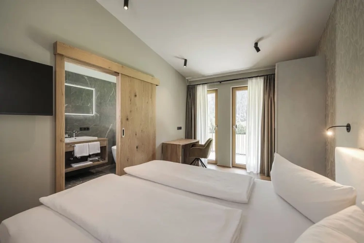 Luxury Apartment