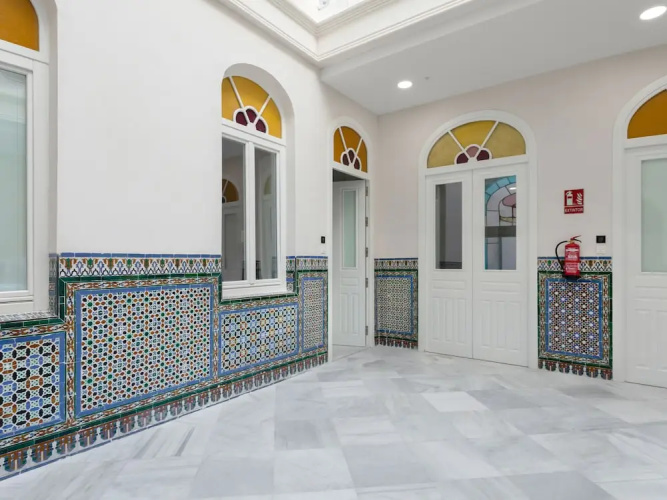 Numa Seville Solea