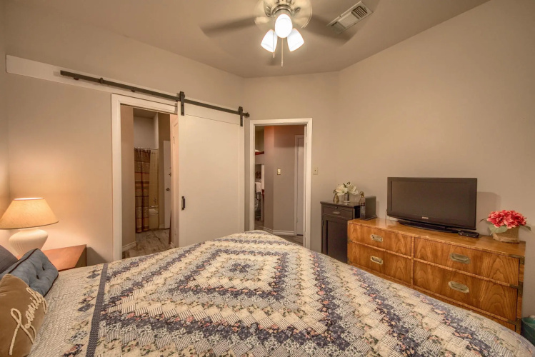 Riverside Condo SS 4B