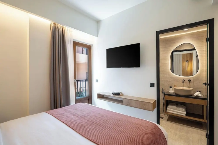 Economy room
