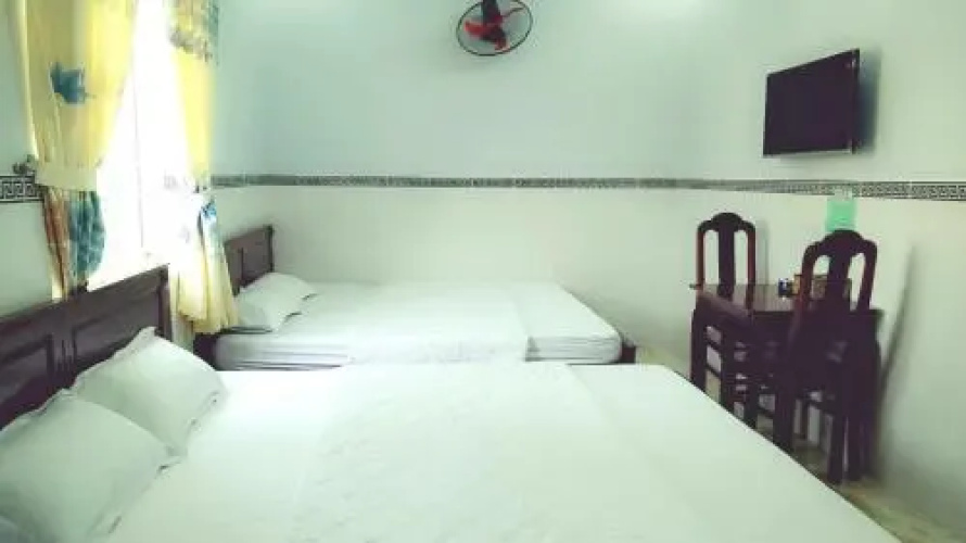 Huu Thuy Guest House