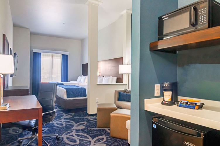 Quadruple Suite