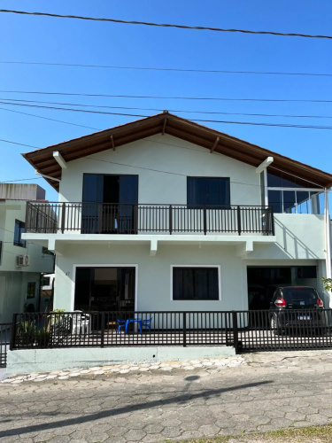Casa no centro de Garopaba