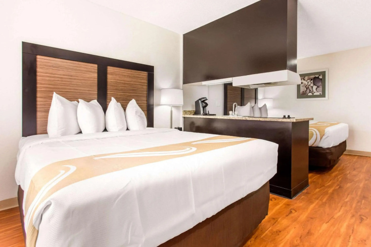 Quality Inn & Suites